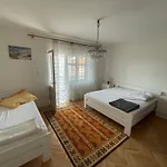 Spacious Retro 3-bedroom 130m2 In Zadar, Puntamika Borik Area Zadar