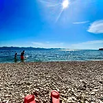 Apartmán Spacious Retro 3-bedroom 130m2 In Zadar, Puntamika Borik Area *