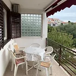 Spacious Retro 3-bedroom 130m2 In Zadar, Puntamika Borik Area *