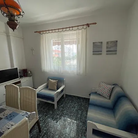 公寓 Spacious Retro 3-bedroom 130m2 In Zadar, Puntamika Borik Area *