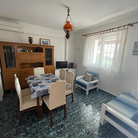 דירה Spacious Retro 3-bedroom 130m2 In Zadar, Puntamika Borik Area